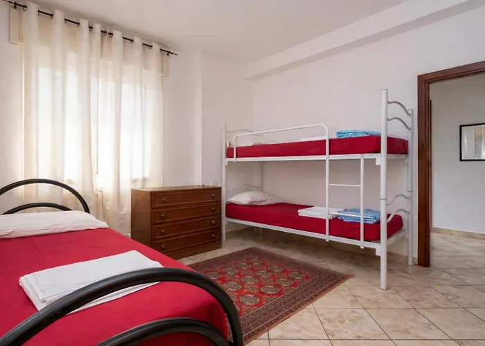 Casa Curti 1 *